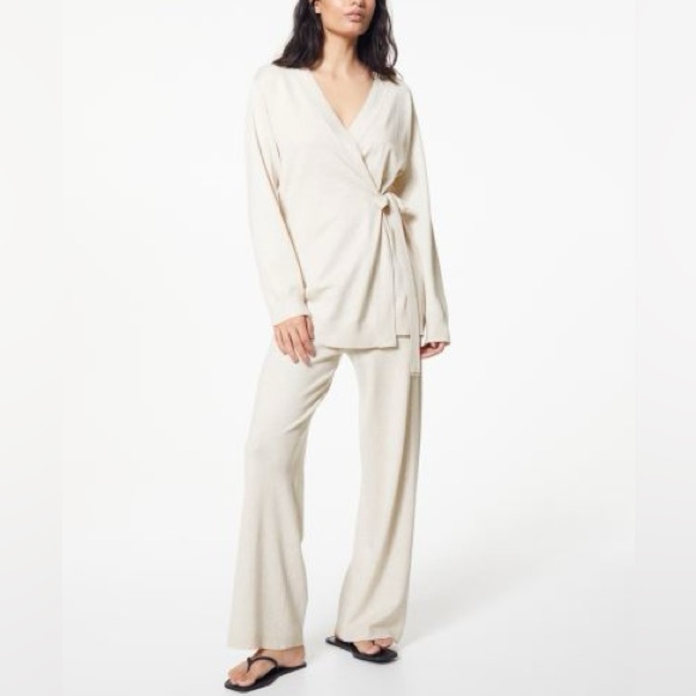 H&M MAMA Knit Set